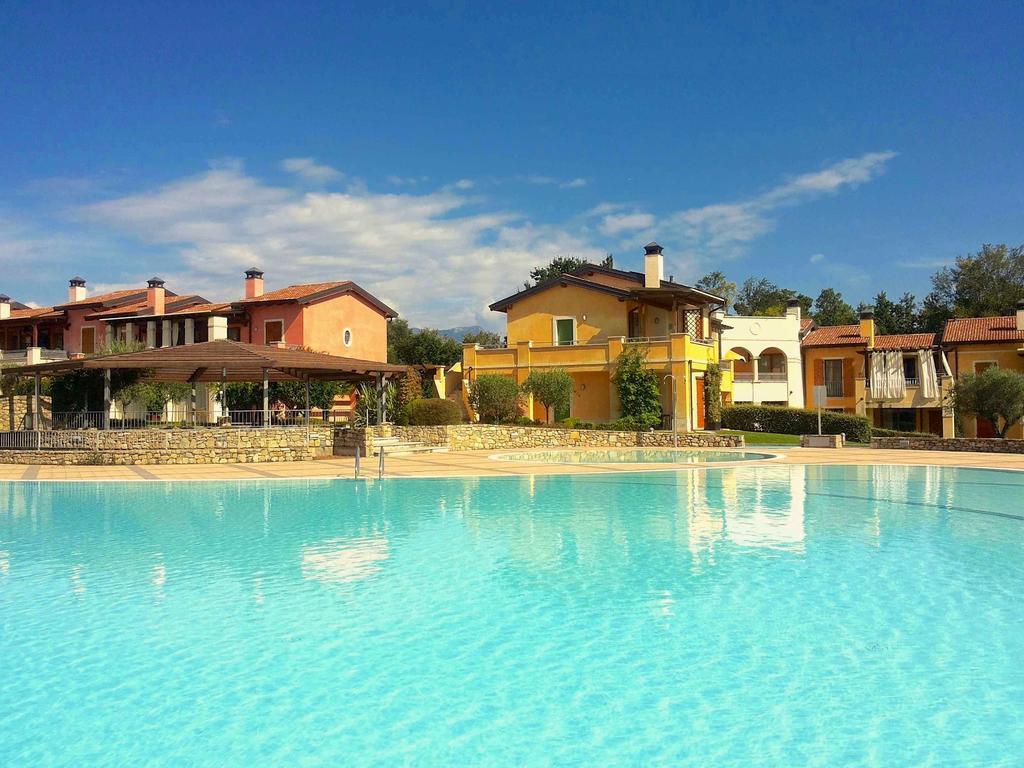 Manerba Del Garda Resort エクステリア 写真