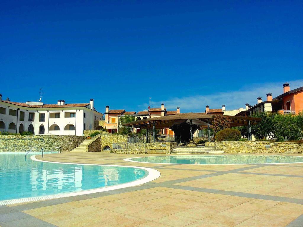 Manerba Del Garda Resort エクステリア 写真