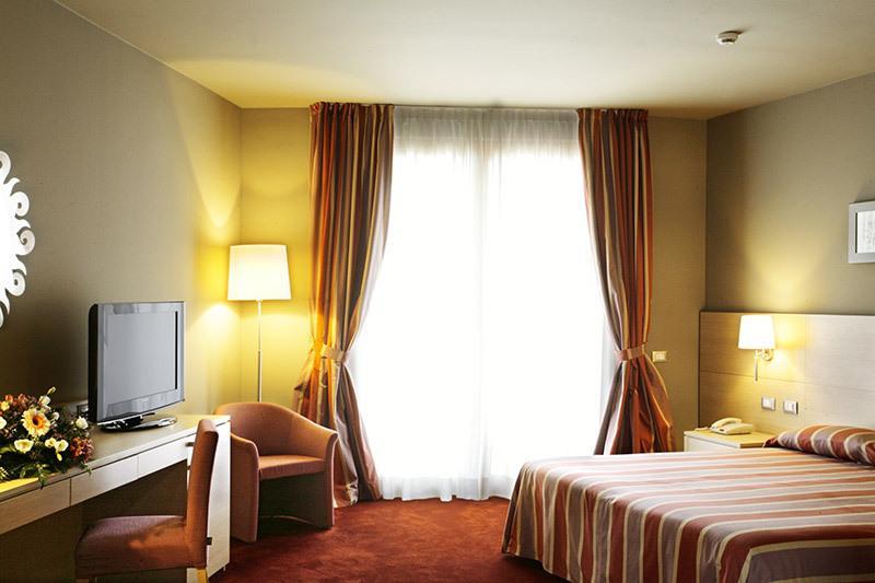 Manerba Del Garda Resort 部屋 写真