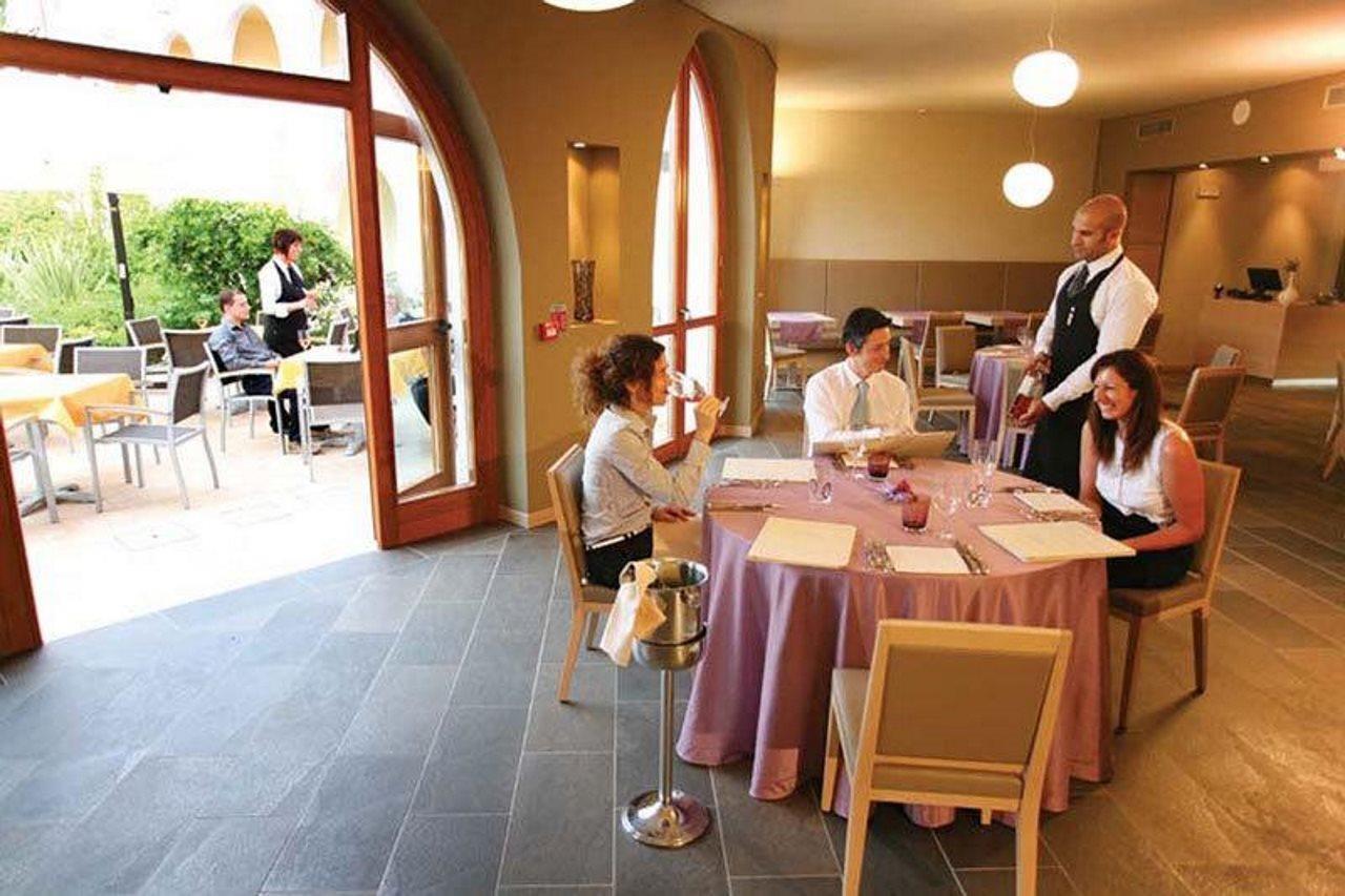 Manerba Del Garda Resort エクステリア 写真