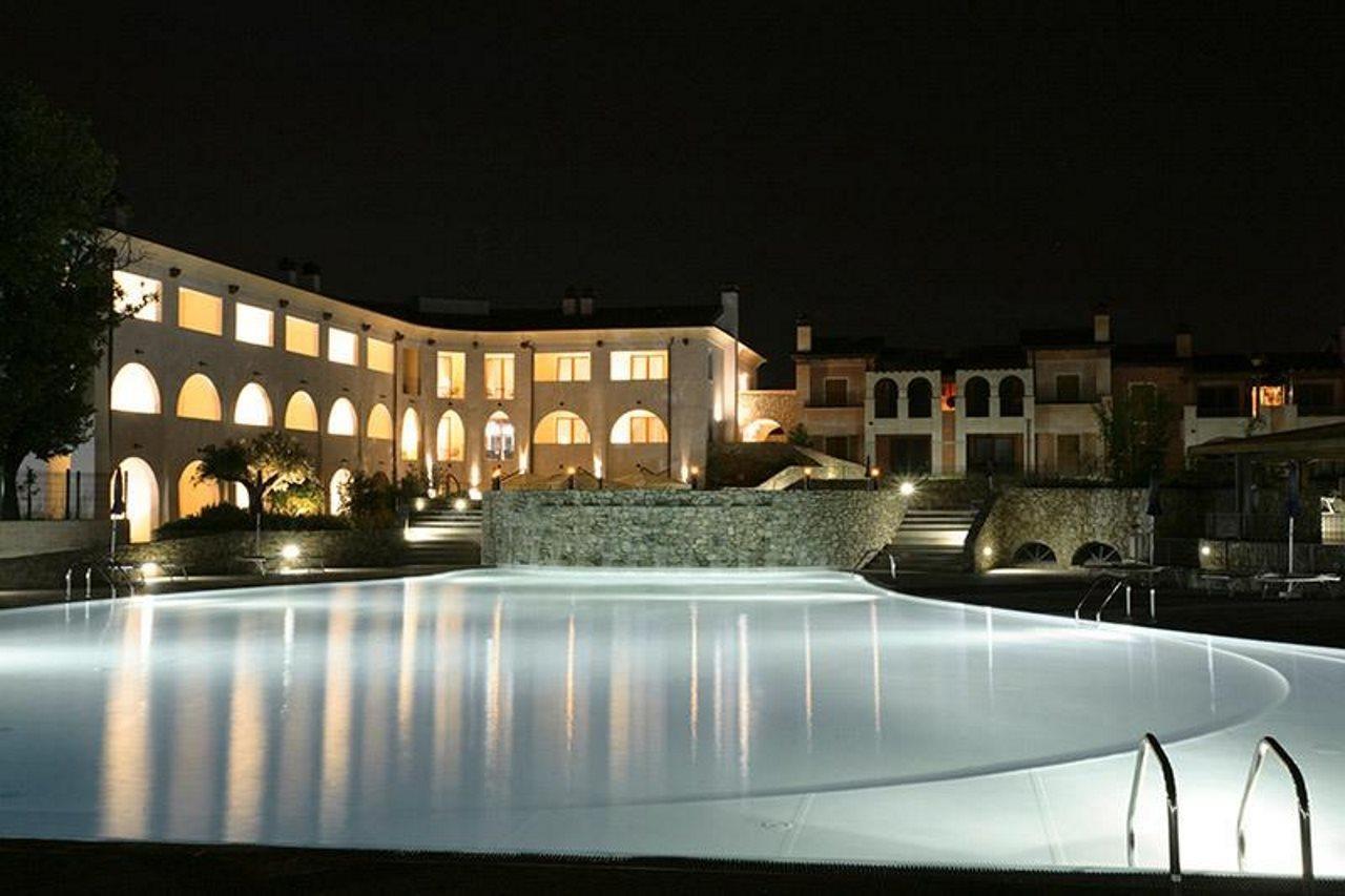 Manerba Del Garda Resort エクステリア 写真