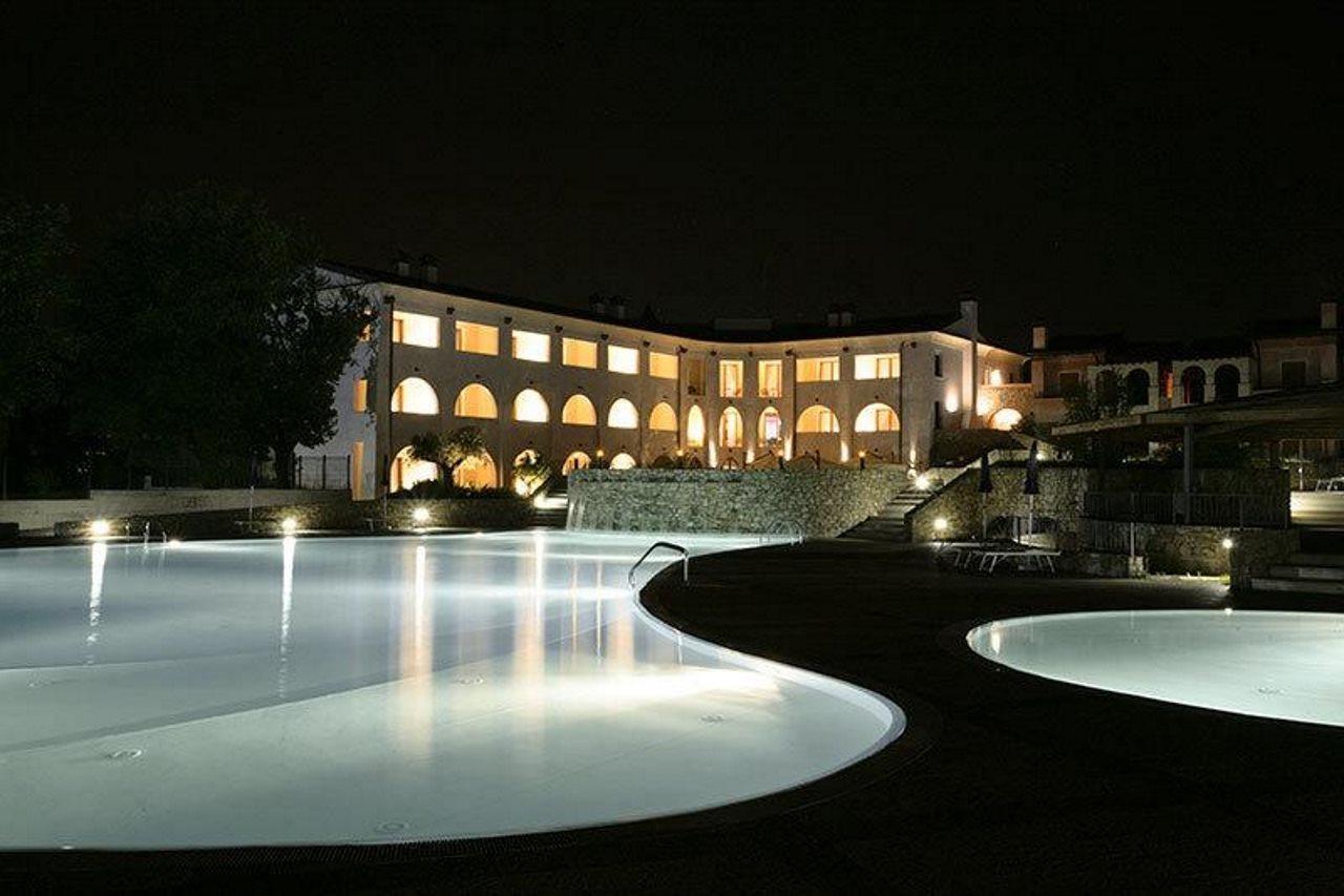 Manerba Del Garda Resort エクステリア 写真